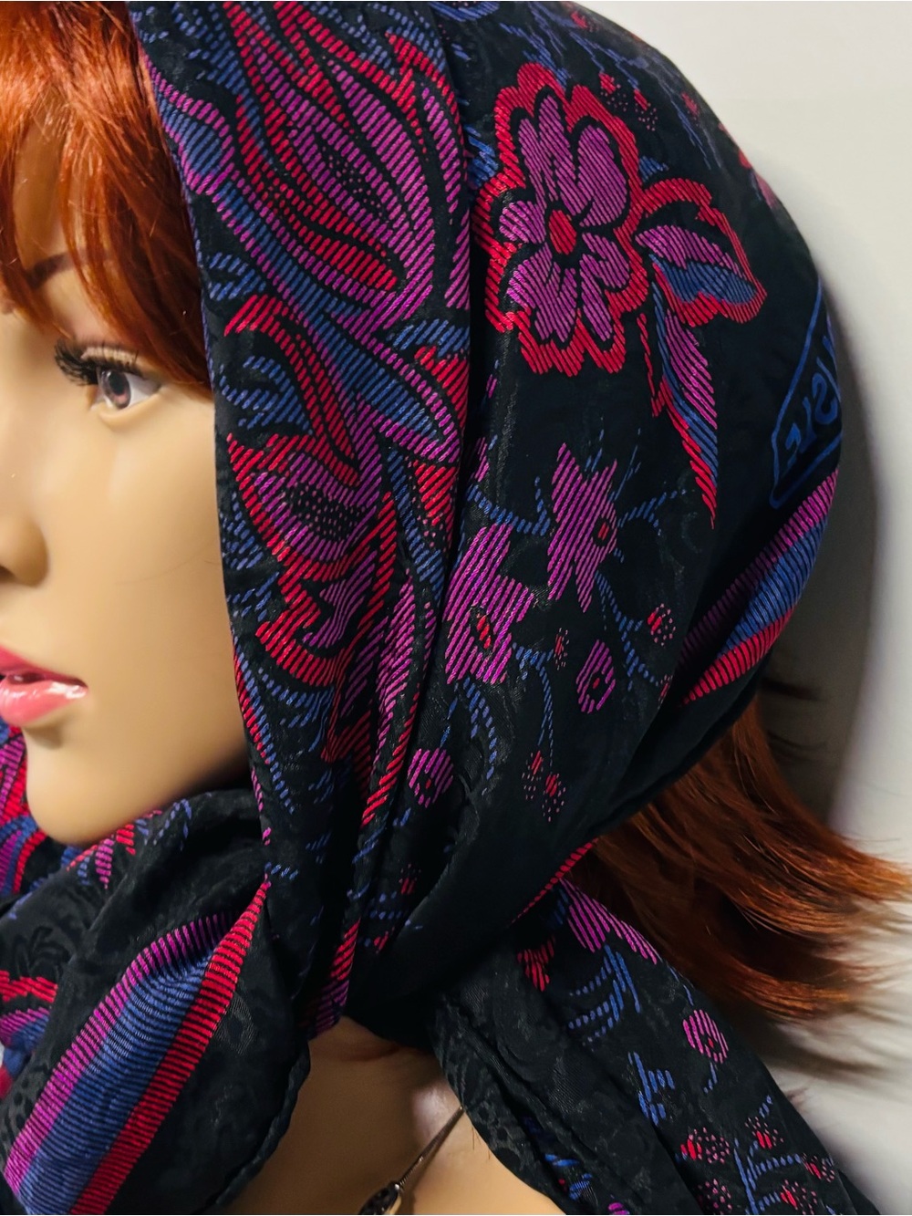 ❤️Vintage Carlisle 100% Silk Ambrosia Scarf - Picture 4 of 9